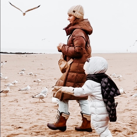 Meet your Posher, Viktoriya - Picture 2 of 2